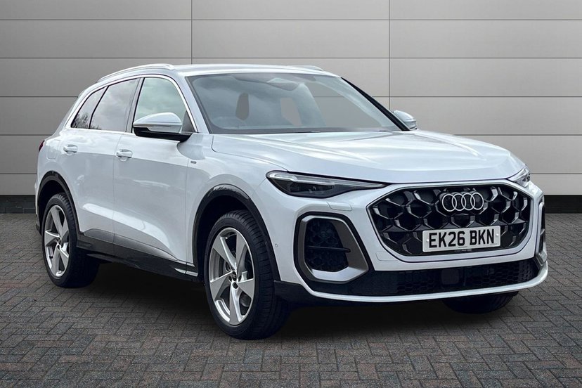 Audi Q5 listing photo