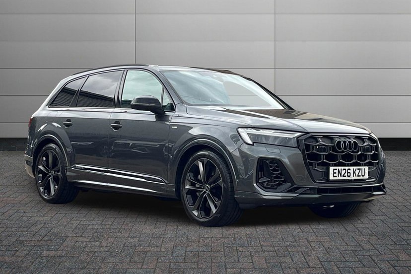 Audi Q7 listing photo