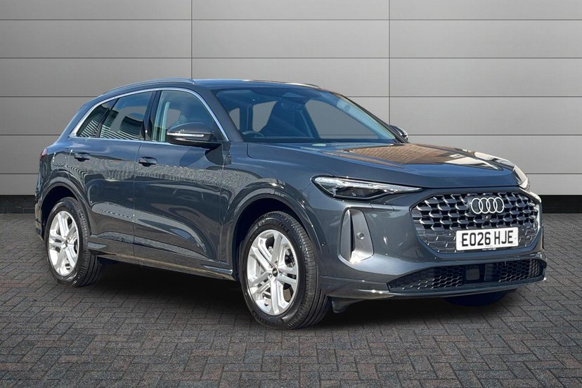 Audi Q5 listing photo