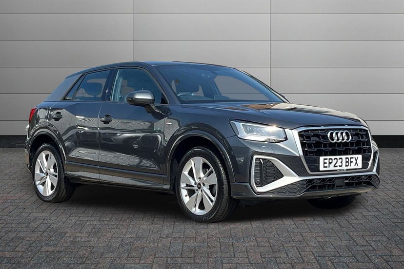 Audi Q2 listing photo