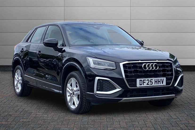 Audi Q2 listing photo