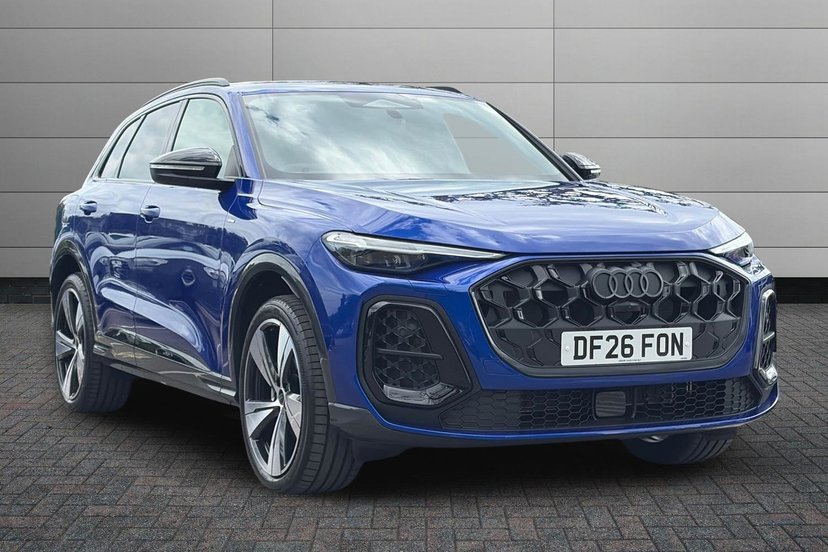 Audi Q5 listing photo