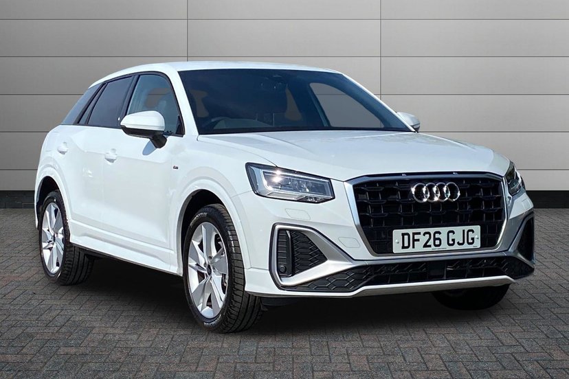 Audi Q2 listing photo