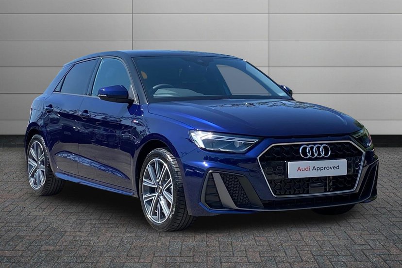 Audi A1 listing photo