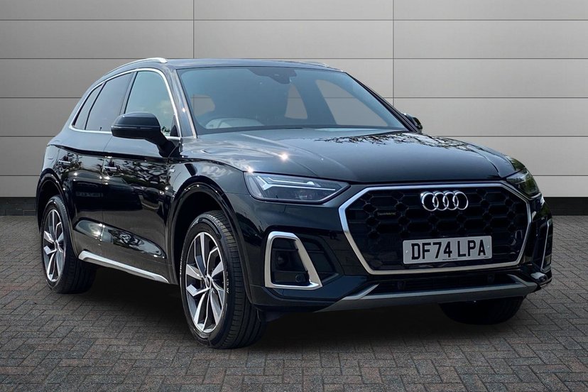 Audi Q5 listing photo
