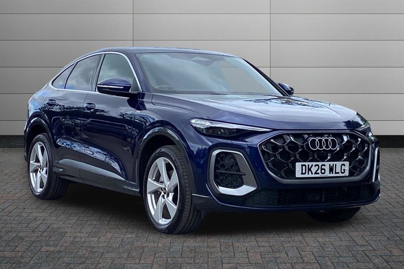 Audi Q5 listing photo