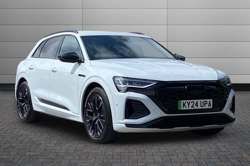 Audi Q8 E-tron listing photo