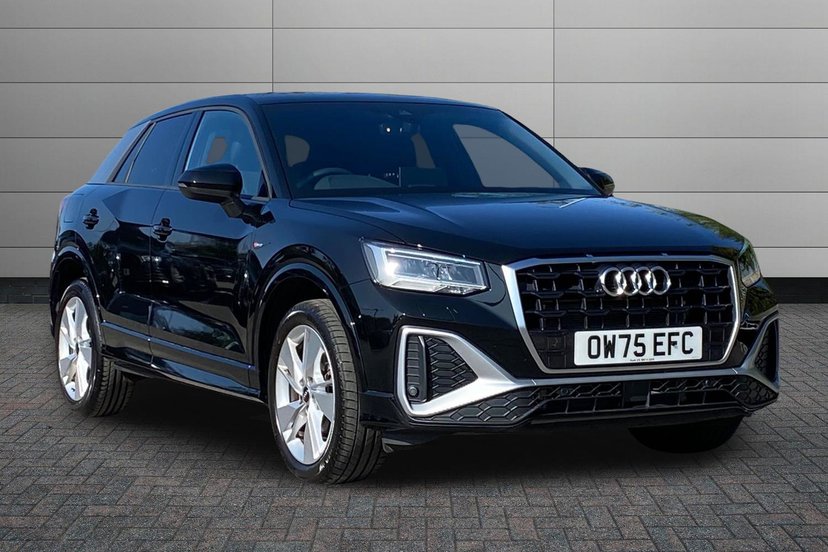 Audi Q2 listing photo