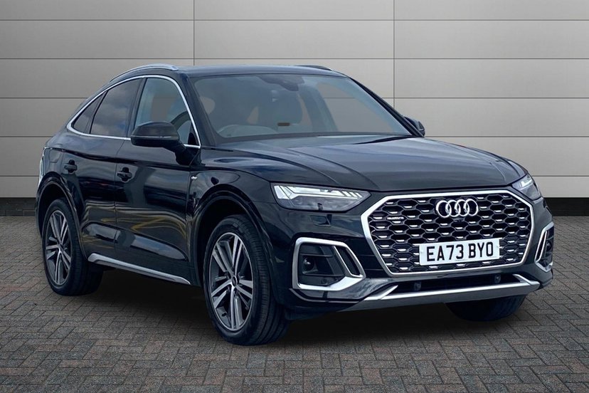 Audi Q5 listing photo