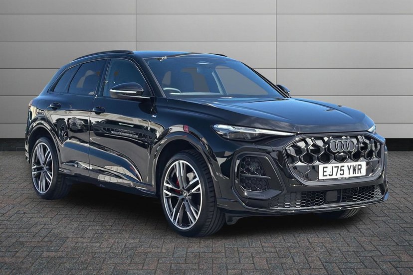 Audi Q5 listing photo