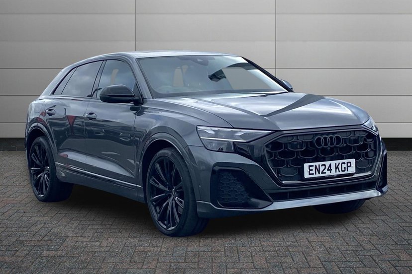 Audi Q8 listing photo