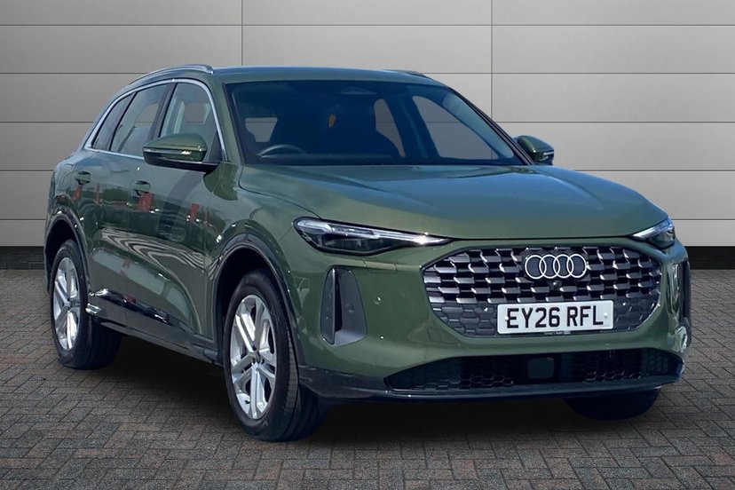 Audi Q5 listing photo