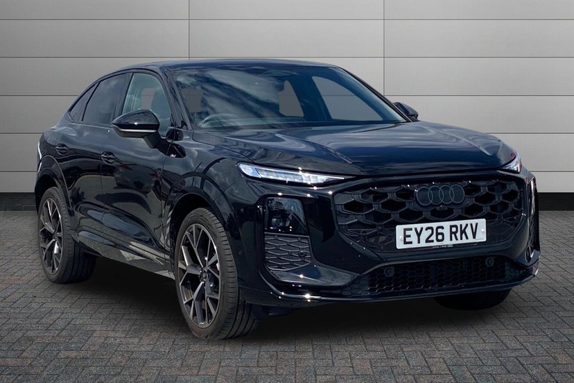 Audi Q3 listing photo