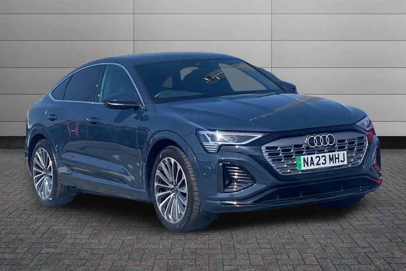 Audi Q8 E-tron listing photo