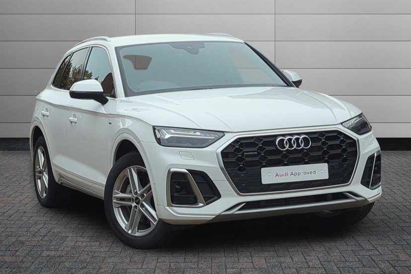 Audi Q5 listing photo
