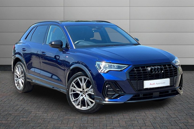 Audi Q3 listing photo