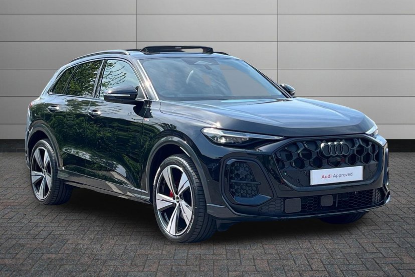Audi Q5 listing photo