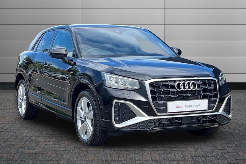Audi Q2 listing photo