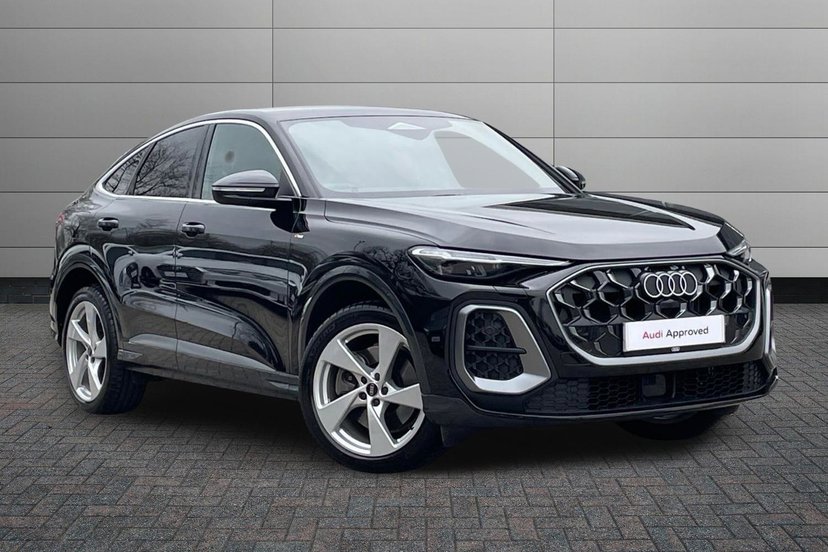 Audi Q5 listing photo