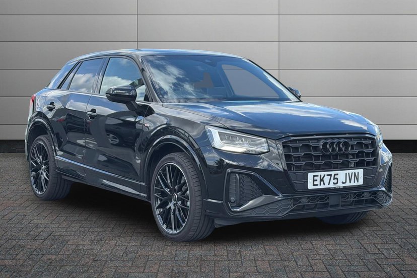 Audi Q2 listing photo