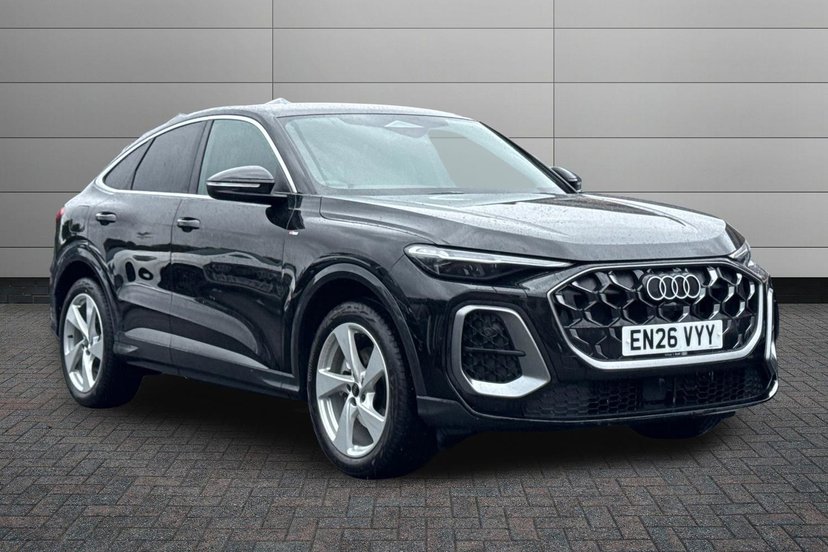 Audi Q5 listing photo