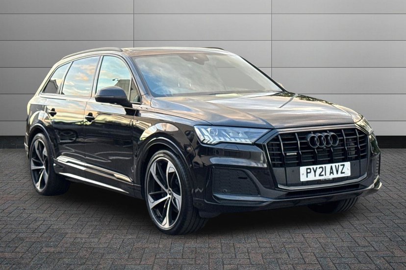 Audi Q7 listing photo