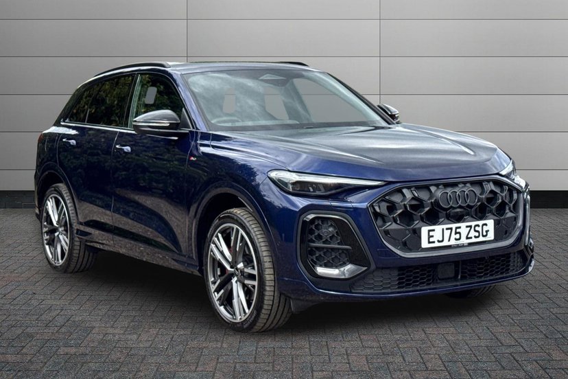 Audi Q5 listing photo
