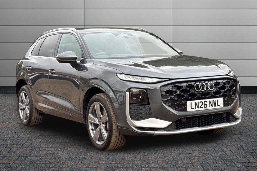 Audi Q3 listing photo
