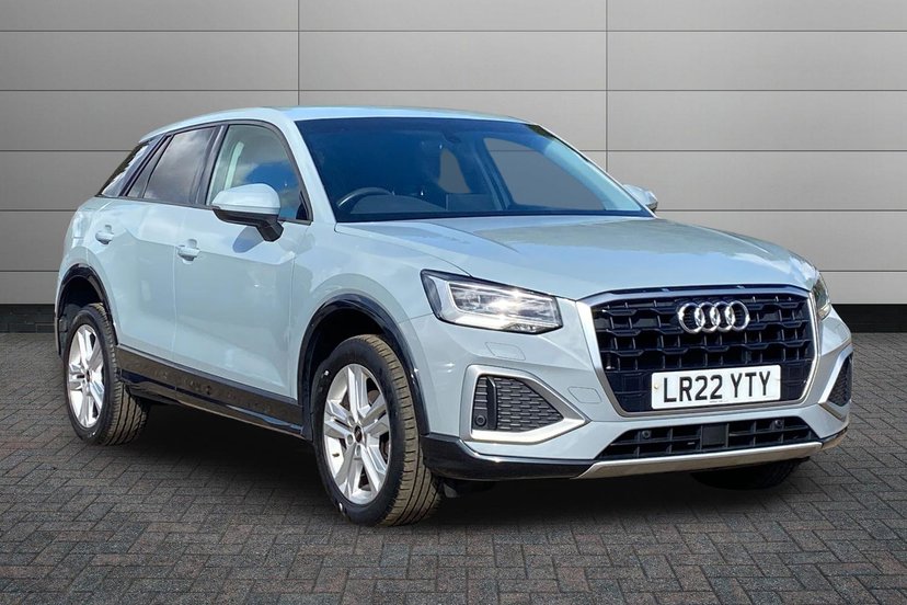 Audi Q2 listing photo