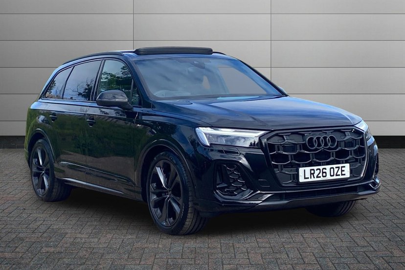 Audi Q7 listing photo