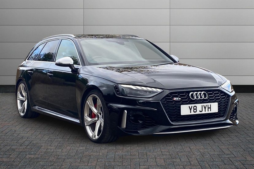 Audi RS4 Avant listing photo