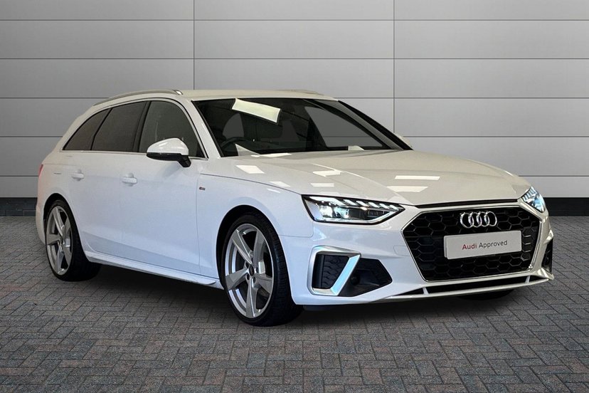 Audi A4 Avant listing photo
