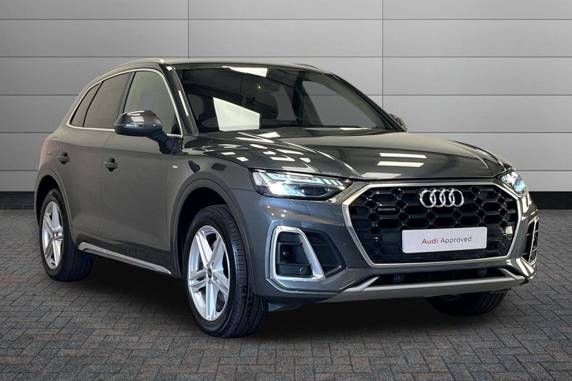 Audi Q5 listing photo