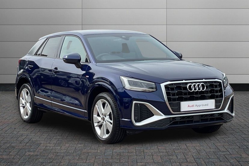 Audi Q2 listing photo