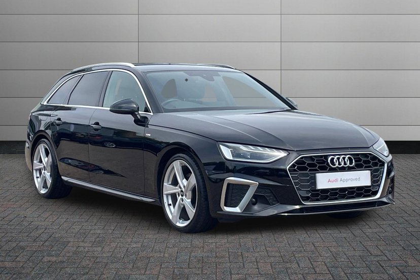Audi A4 Avant listing photo