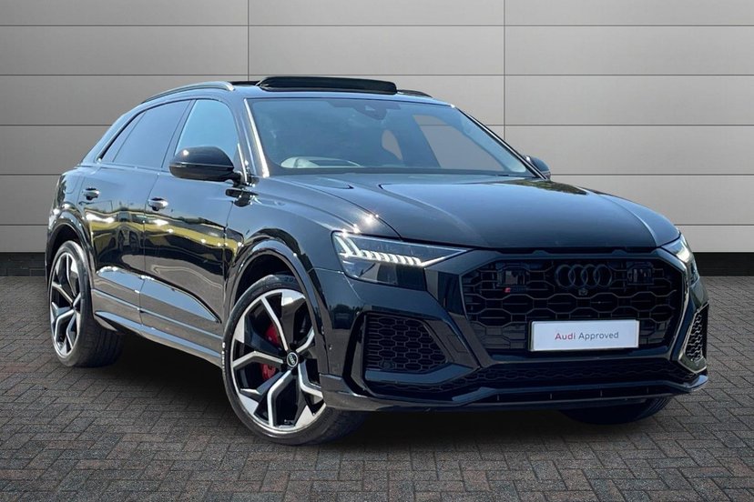 2022 AUDI RS Q8