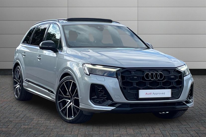 Audi Q7 listing photo