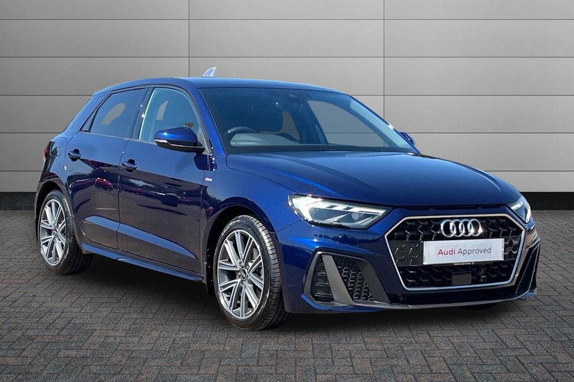 Audi A1 listing photo