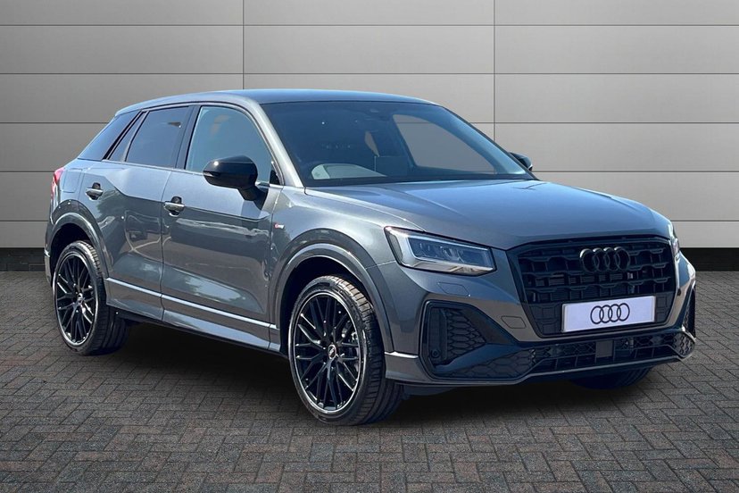 Audi Q2 listing photo