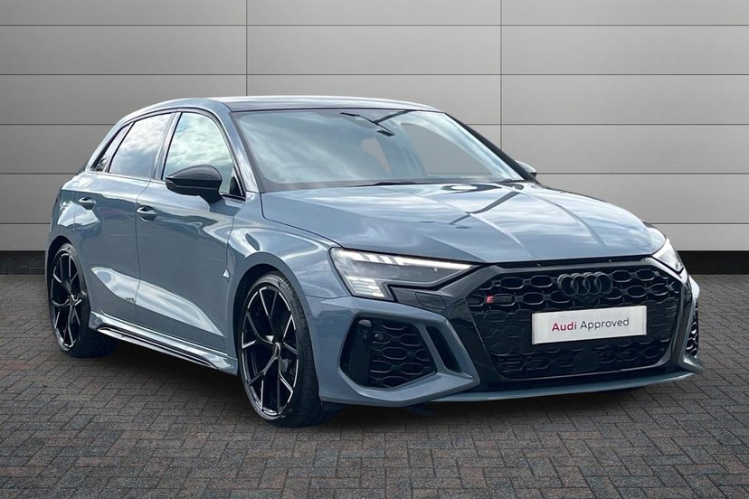 Audi Rs 3 listing photo