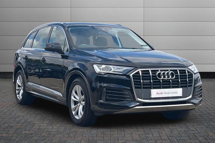 Audi Q7 listing photo