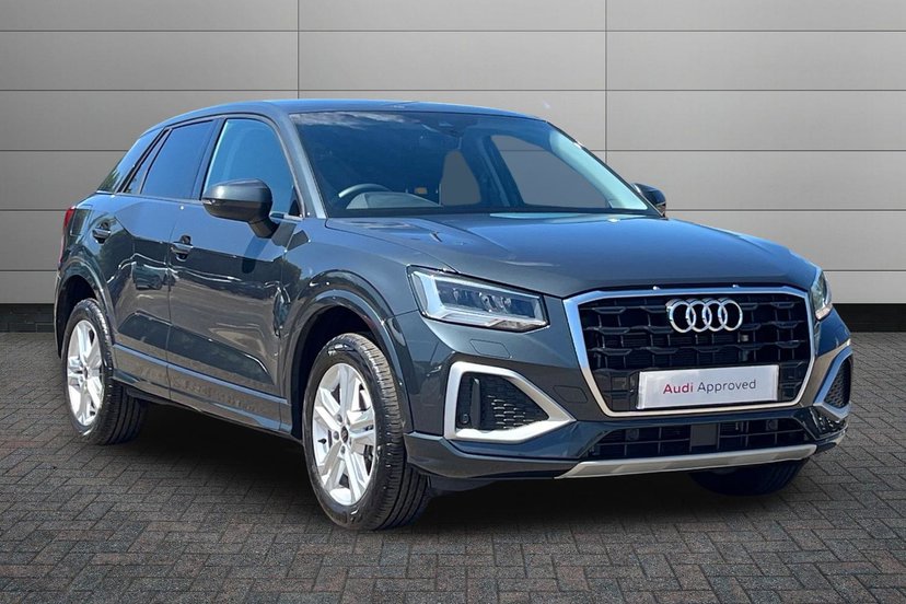 Audi Q2 listing photo