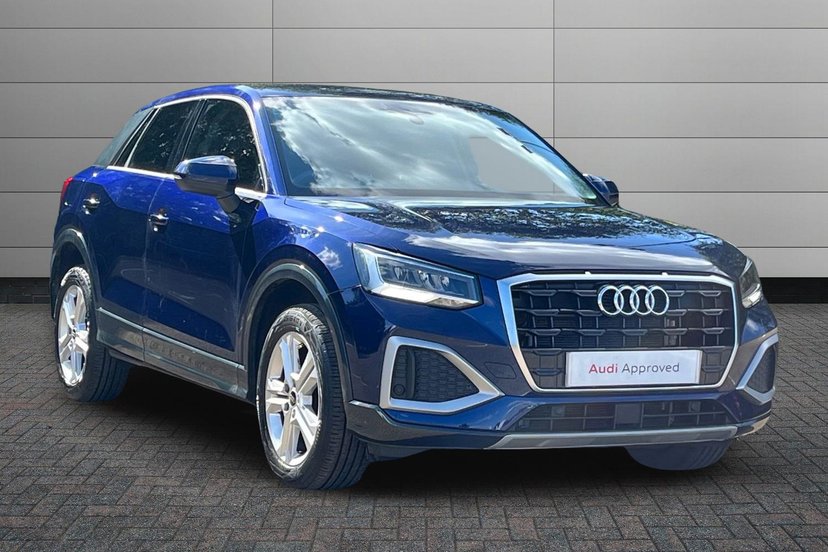 Audi Q2 listing photo