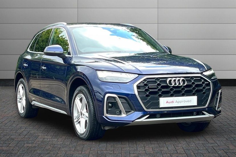 Audi Q5 listing photo