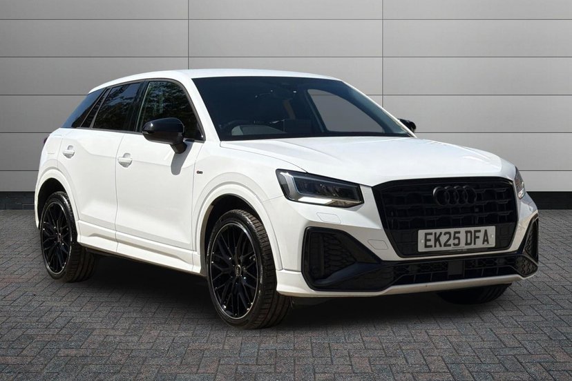 Audi Q2 listing photo