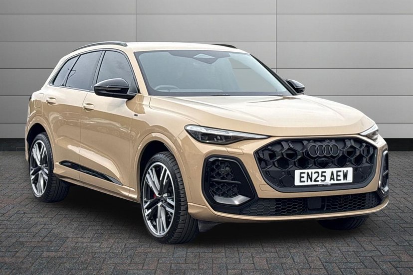 Audi Q5 listing photo