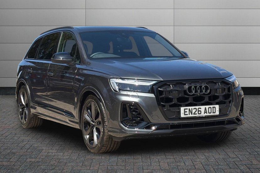 Audi Q7 listing photo