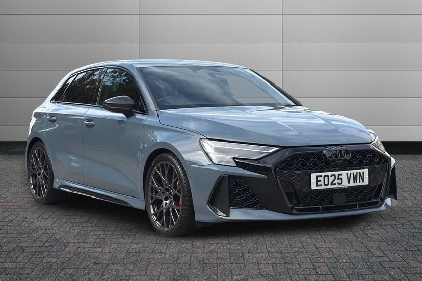 Audi Rs 3 listing photo