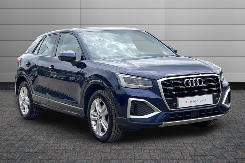 Audi Q2 listing photo