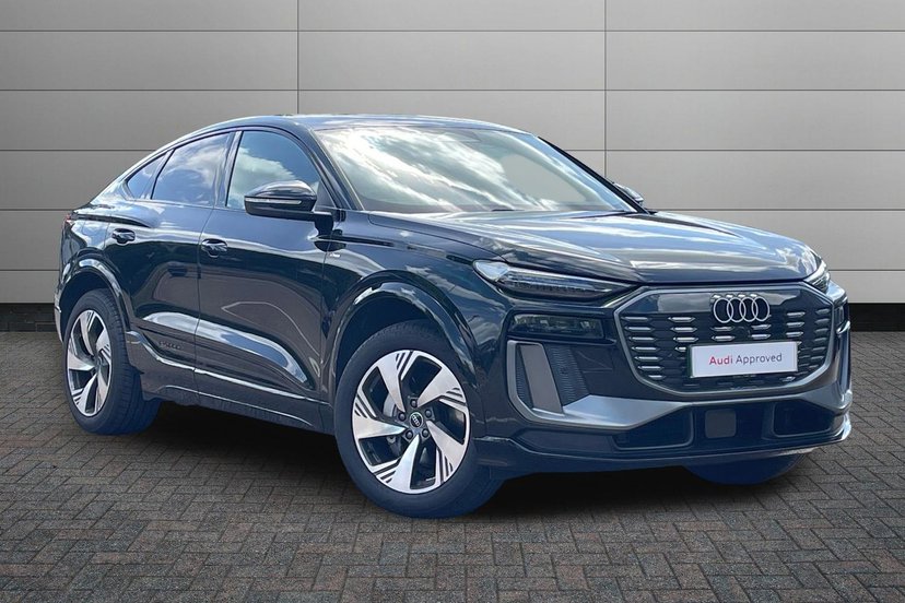 Audi Q6 e-tron listing photo
